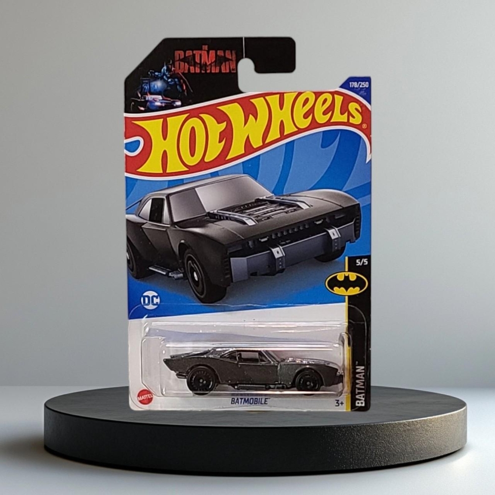 Hot Wheels Batmobile Die-Cast Car 5/5